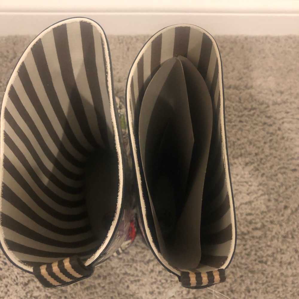 NWT Henri Bendel Wellies- 9 - Picture 7 of 9